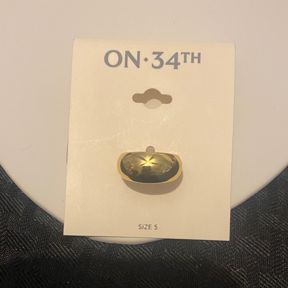 On 34th gold size 5 ring nwt